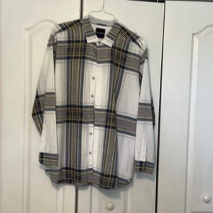 Tommy Bahama men’s button down long sleeve shirt.
